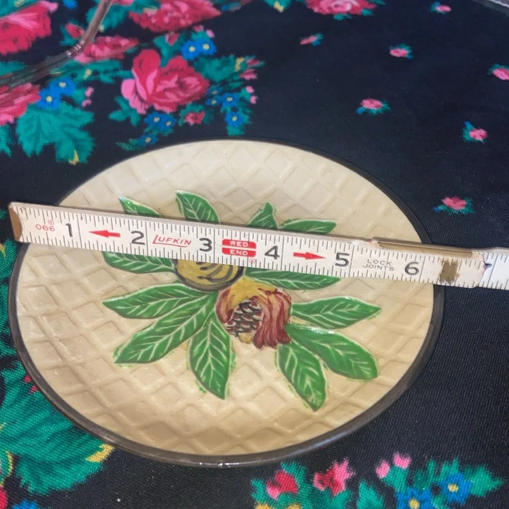 Vintage pair of pottery style plates leaves fruit